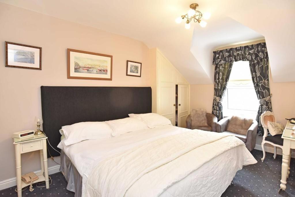 Sherwood House Hotel Harrogate Bagian luar foto