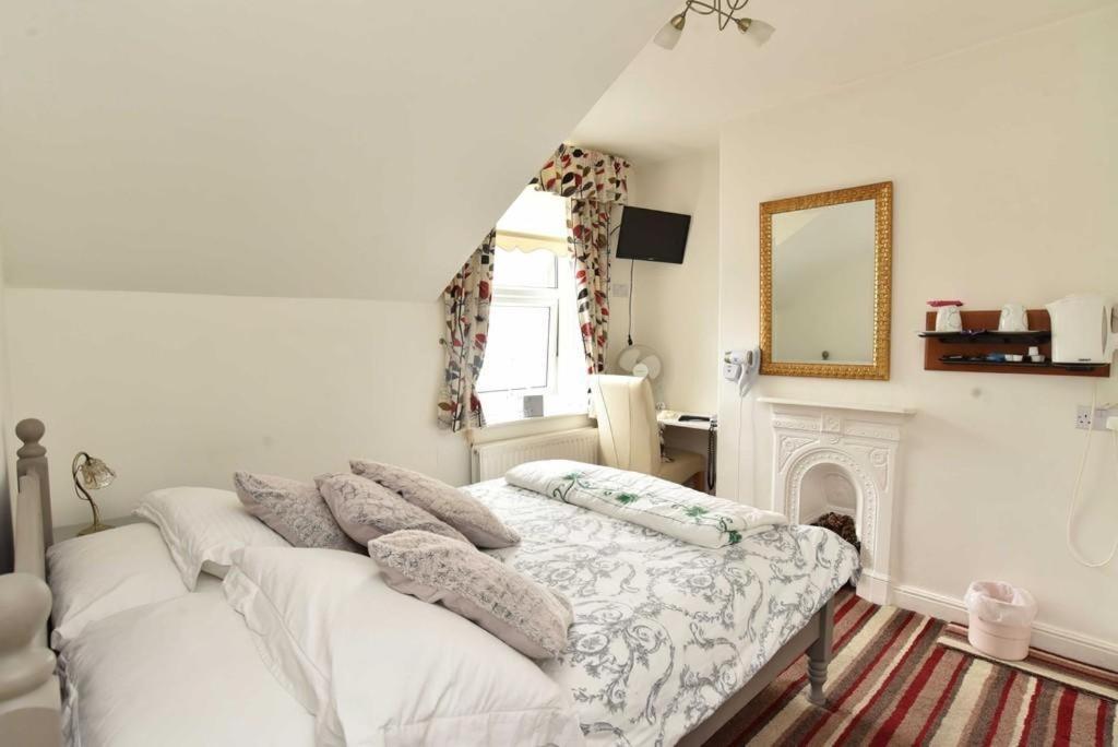 Sherwood House Hotel Harrogate Bagian luar foto